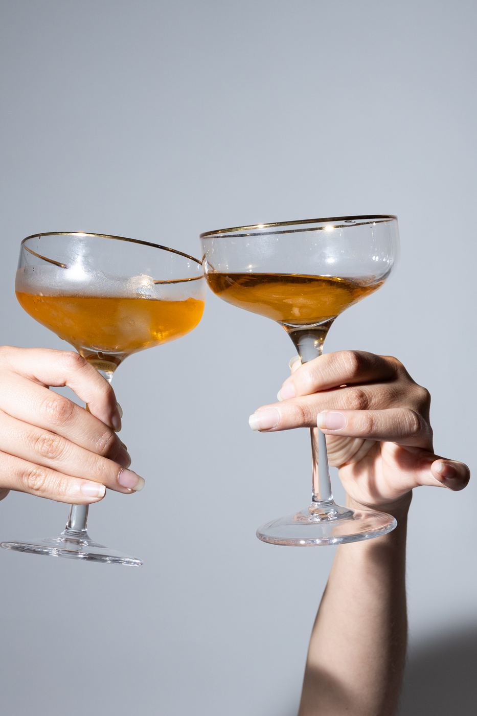 Brindis con copas de Releaf Tea